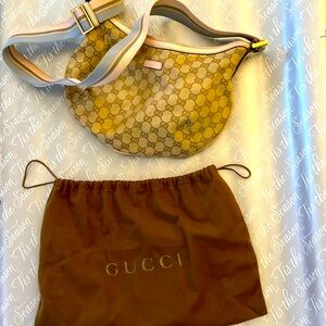 Gucci Yellow and Beige Shoulder Bag